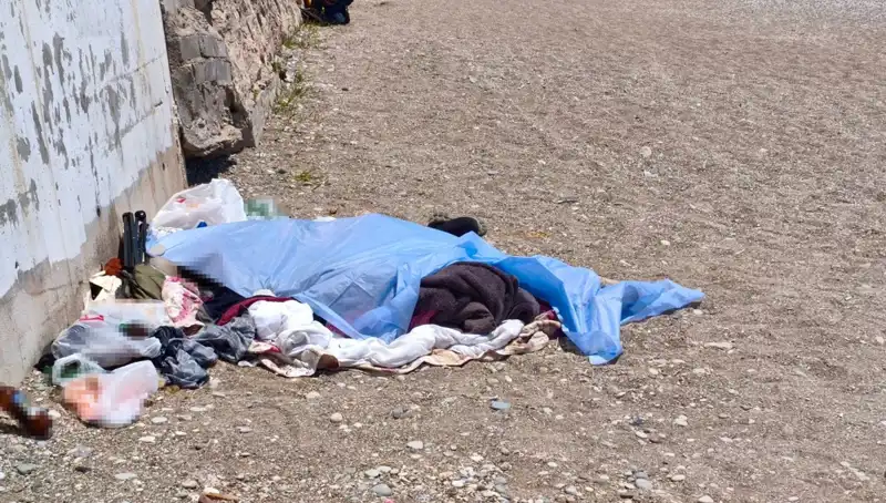 Konyaaltı Sahili'nde Gizemli Ceset Bulundu: Olayın Ayrıntıları Açıklandı