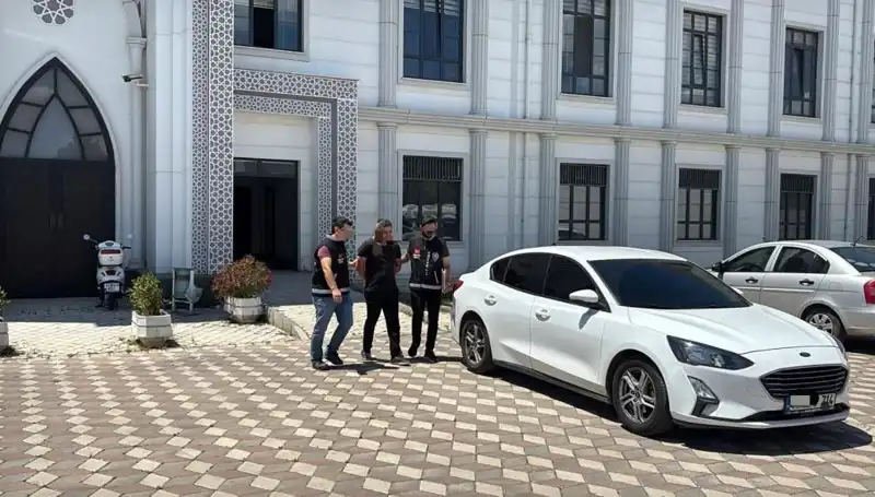 Kocaeli'de Dehşet Anları: Cinayet Zanlısı Yakalandı ve Tutuklandı