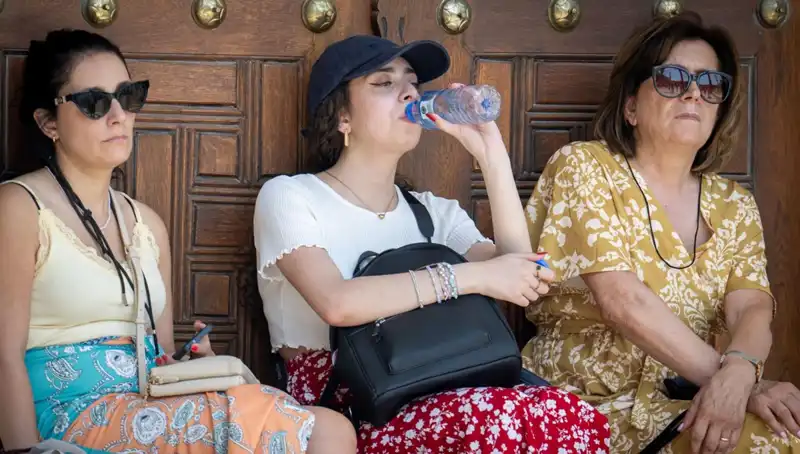Türkiye'de 23 İlde Sıcaklık Rekoru: Hava 40 Derecenin Üzerine Çıktı!