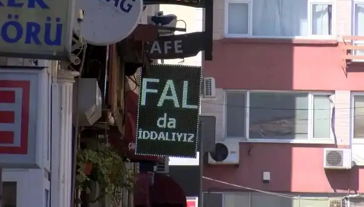 Para Karşılığı Fala Hapis Cezası: Yasa Dışında Falcılar İçin Sonuçlar