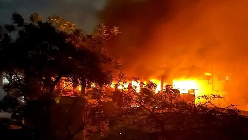 İsrail, Gazze'de Sivillere Yönelik Saldırılarda 37 Kişi Hayatını Kaybetti