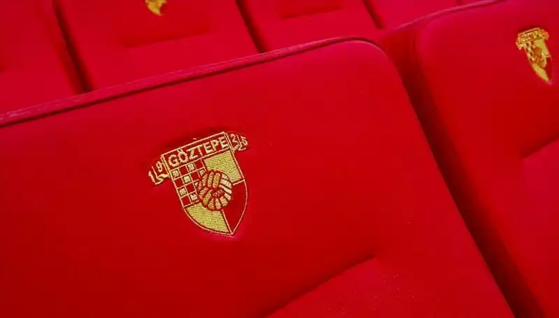 Göztepe, İddialı Forvet Junior Olaitan ile Anlaşarak Hedef Büyüttü
