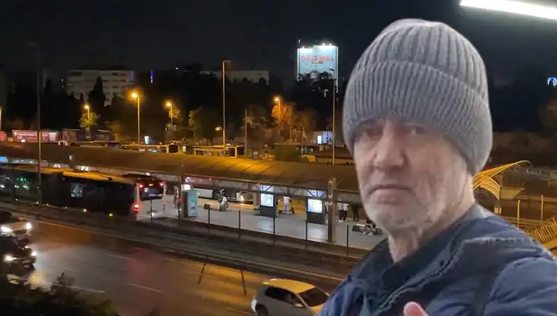 Mecidiyeköy Metrobüs Durağında Yaşanan Feci Olay Gözleri Doldurdu