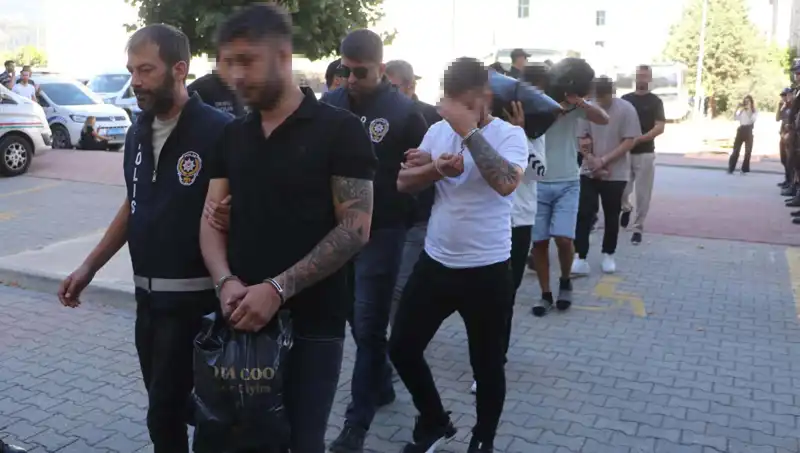 Sahte Escort İlanlarıyla 12 Milyon Liralık Dolandırıcılık Skandalı Ortaya Çıktı!