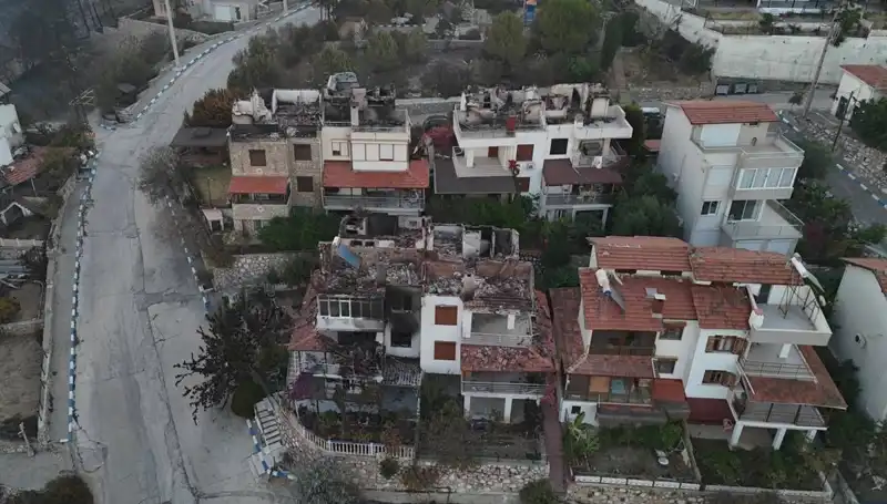 Orman Yangınlarında Korkutan Durum: Evler Küle Döndü