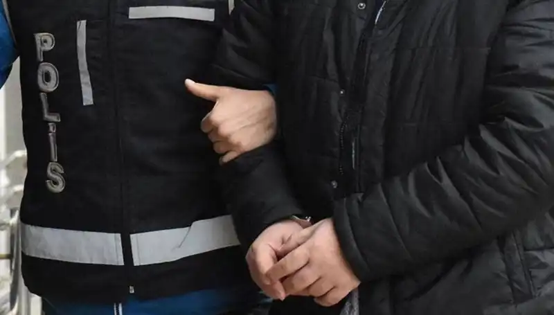 Emniyet ve TSK'da FETÖ'ye Yönelik Dev Operasyon: Gözaltı Sayısı 200'ü Geçti!