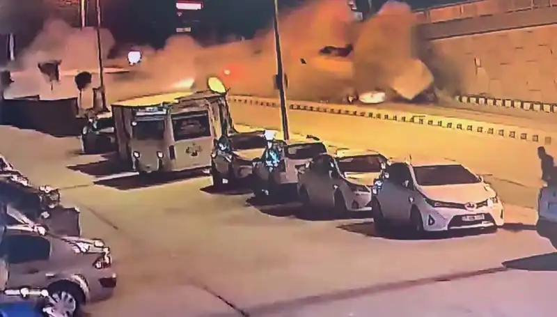 Freni Patlayan Arazöz, Dehşet Verici Kazaya Neden Oldu!