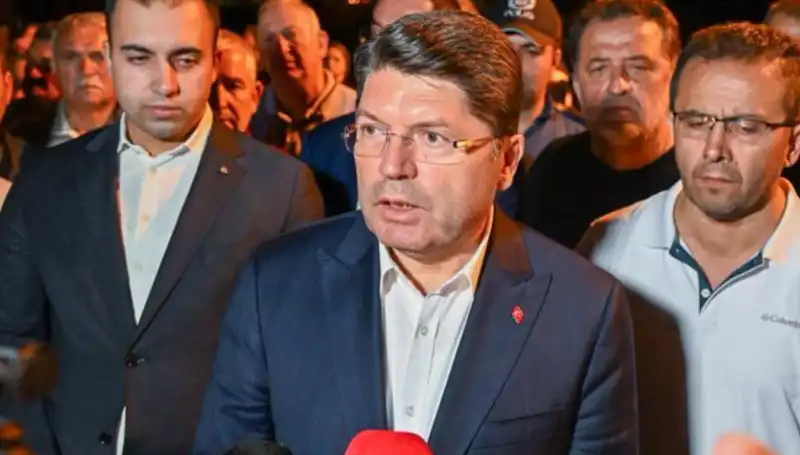 Bursa Orman Yangını ve FETÖ İlişkisi: Bakan Tunç’tan Açıklamalar