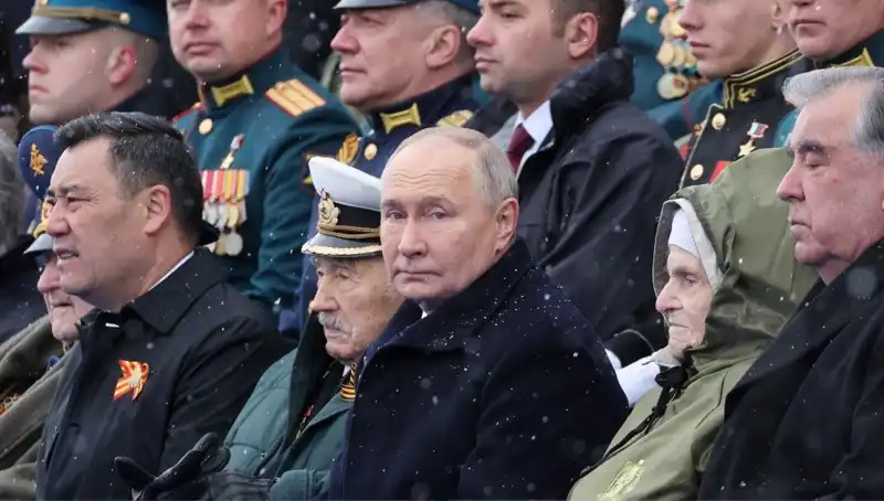 Rus Ordusu Güçleniyor: Putin, Yeni Askeri Seferberlik Duyurusunda Bulundu