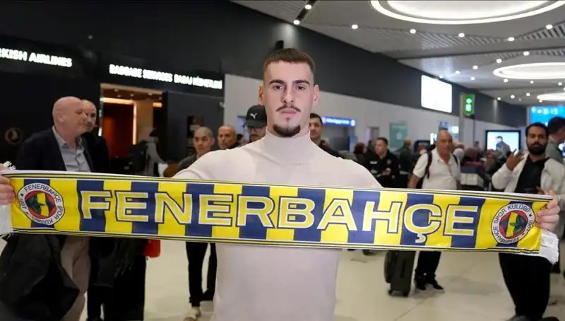Fenerbahçe’den Ortaya Çıkan Yeni Yıldız: Mimovic’in Lisansı Çıktı!