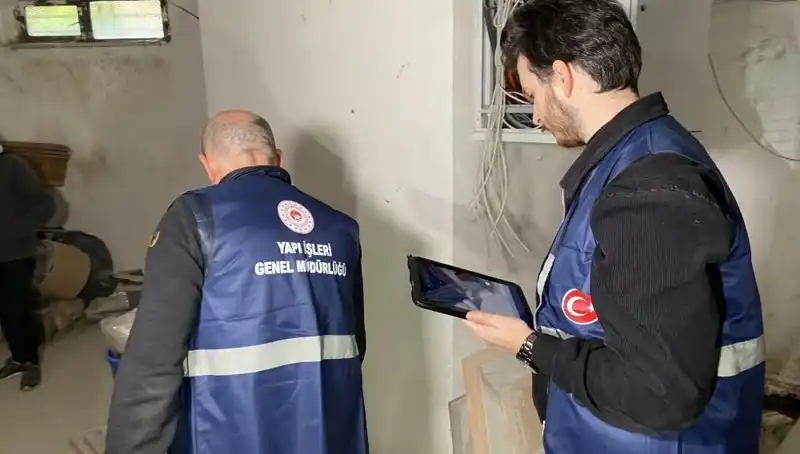 Silivri Depreminin Ardından İstanbul'da Hasar Tespit Çalışmaları Başladı