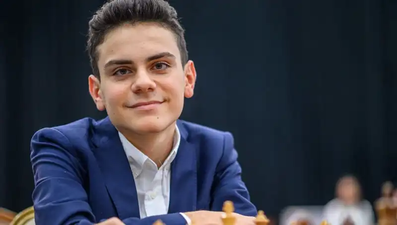 17 Yaşında Tarih Yazdı: Türk Genç Sporcu Dünya Şampiyonunu Yendi