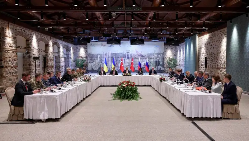 Putin ve Biden'ın Tarihi Zirvesi: Diplomatik Usulsüzlükler ve Sonuçları