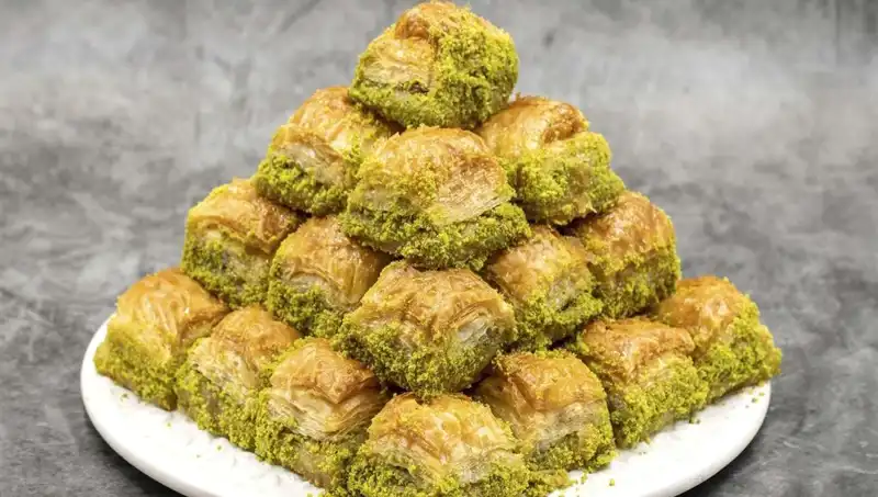 Baklavadan Çıkan Bakteri, Sağlık Tehlikesi Oluşturuyor!