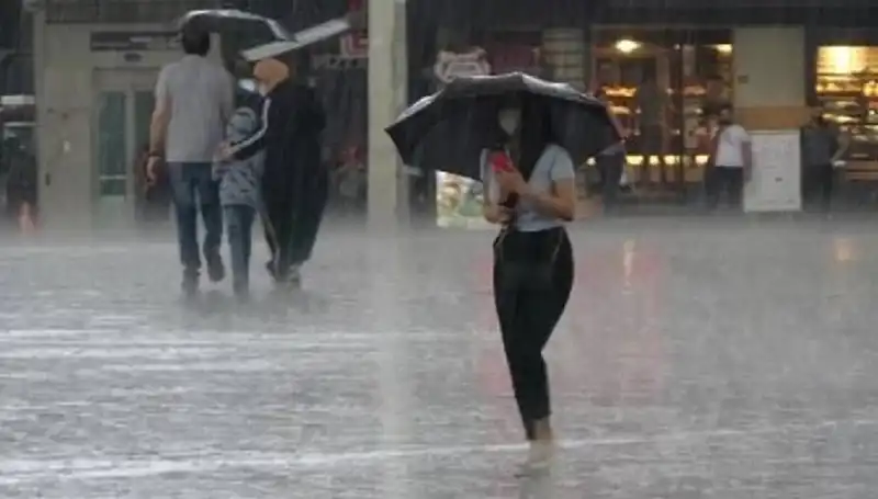 Marmara'da Serin Hava ve Yağış Uyarısı! Hazırlıklı Olun!