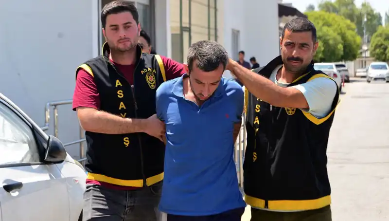 Para Vermeyen Annesini Tahta Sopayla Katletten Şok Edici Olay